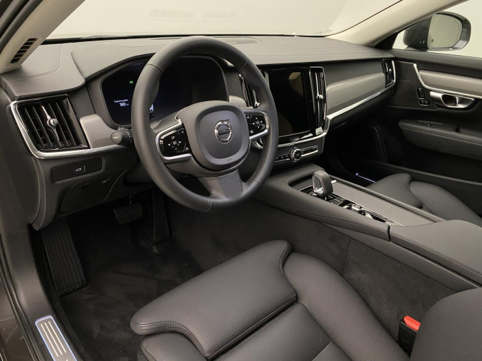 Volvo V90 CC B4 AWD PLUS AUT