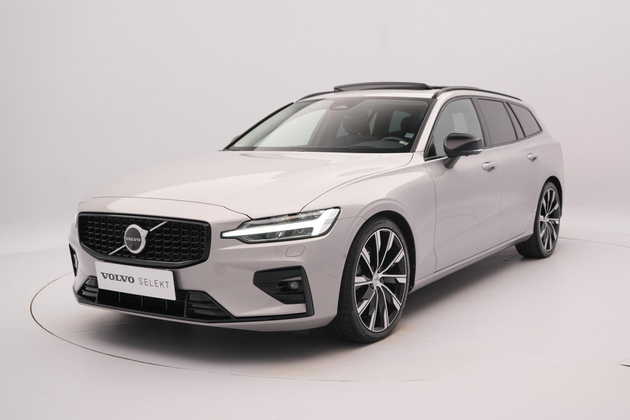 Volvo V60 B4 ULTIMATE DARK AUT 1.maj