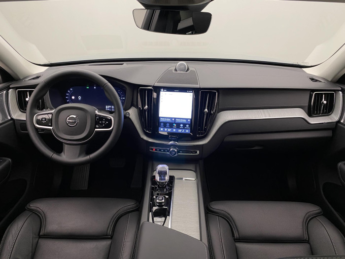 Volvo XC60 T8 AWD PLUG-IN DARK ULTRA CZ