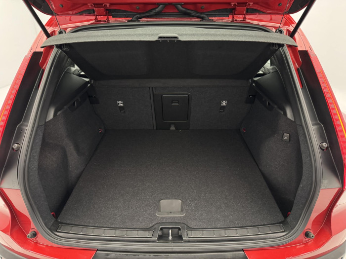 Volvo XC40 T3 MOMENTUM CZ 1.5 Momentum