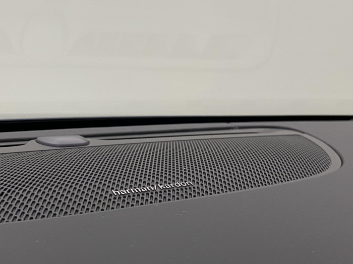 Volvo V60 T8 AWD PLUG-IN BRIGHT ULTRA CZ