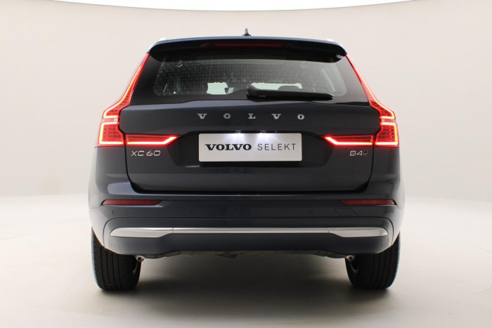 Volvo XC60 B4 AWD PLUS BRIGHT AUT 1.maj. 2.0 Plus