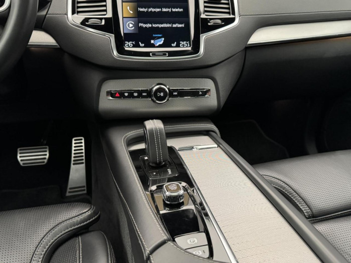 Volvo XC90 B5 AWD R-DESIGN AUT CZ