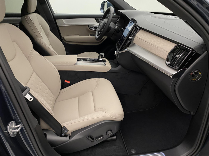 Volvo XC90 B5 AWD AUT CORE 7míst