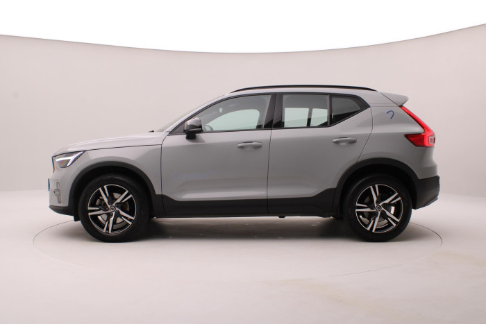 Volvo XC40 B3 DARK PLUS AUT CZ
