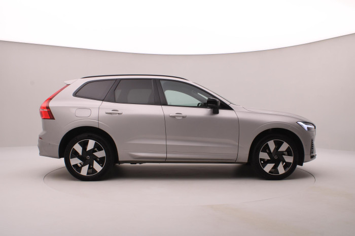 Volvo XC60 T6 AWD PLUG-IN DARK PLUS CZ