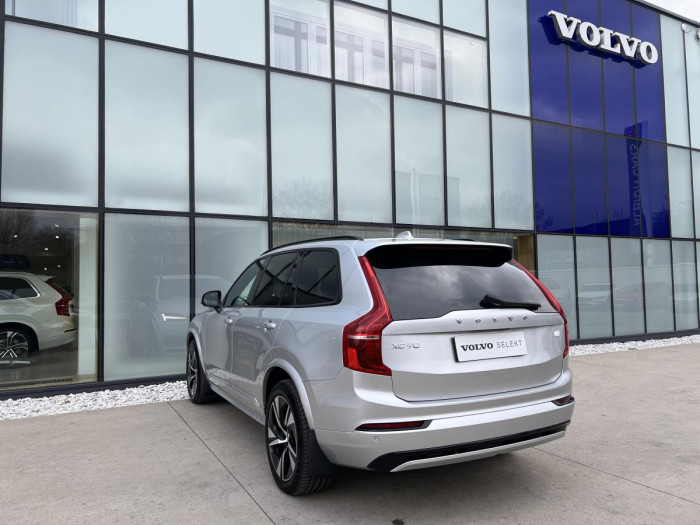 Volvo XC90 T8 AWD R-DESIGN Aut REZERVACE