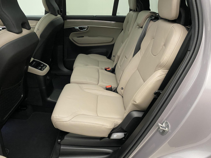 Volvo XC90 T8 AWD RECHARGE BRIGHT ULTRA 7