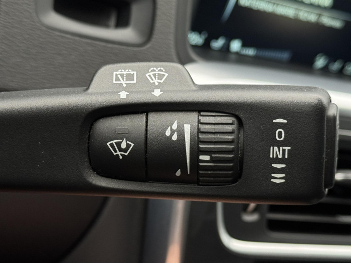 Volvo V60 CC D4 AWD SUMMUM AUT 2.4 d CC CC Summum