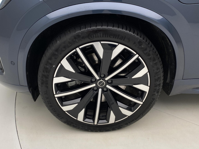 Volvo XC90 T8 AWD RECHARGE DARK ULTRA 7