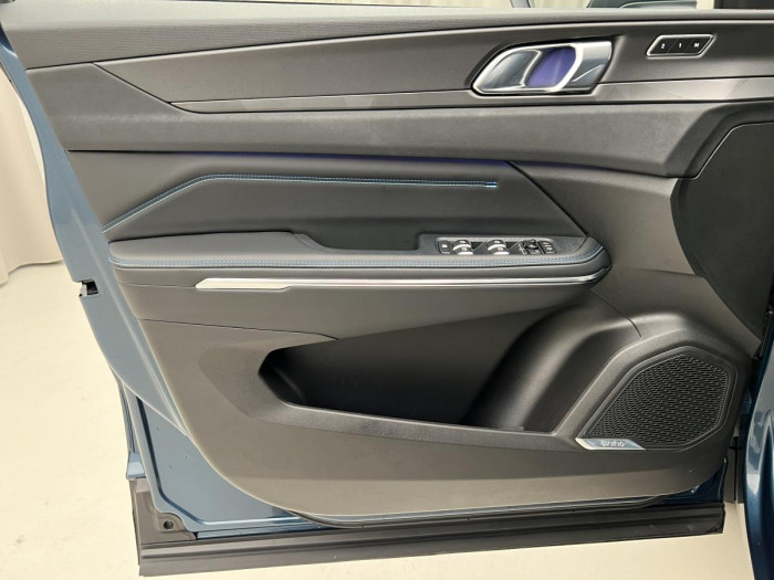 Lynk & Co 01 PHEV DCT 1.maj.