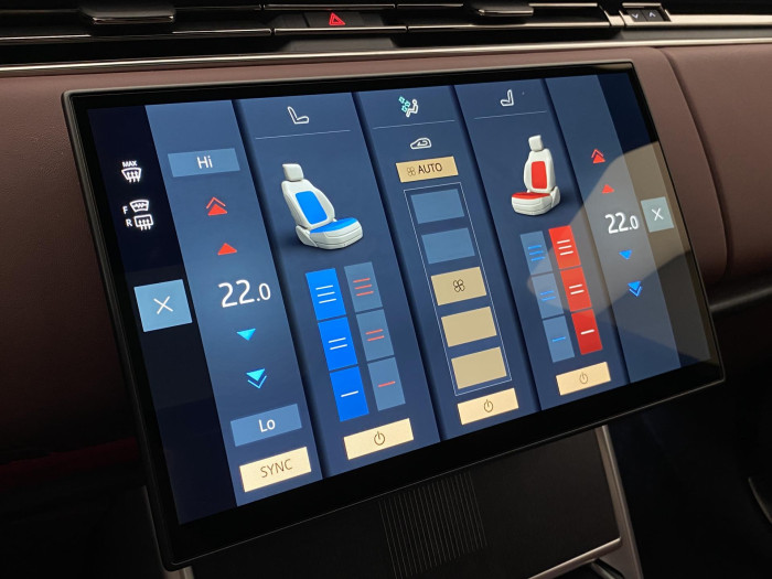 Land Rover Range Rover P550e AUTOBIOGRAPHY