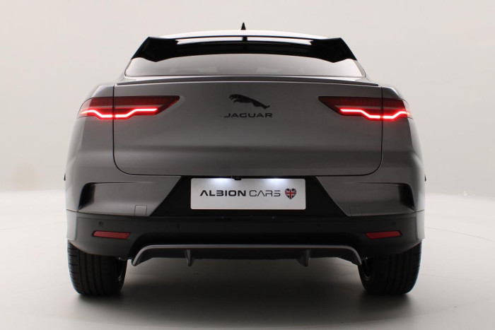 Jaguar I-Pace REZERVACE