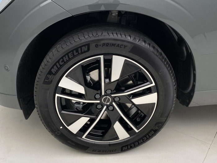 Volvo XC60 B5 AWD AUT DARK PLUS