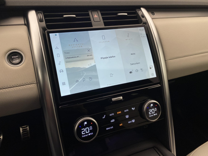 Land Rover Discovery D300 AWD AUT CZ 7míst 3.0 d