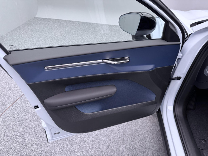 Volvo EX30 PURE ELECTRIC SINGLE PLUS