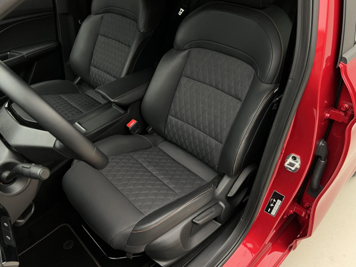 MG MG3 EXCLUSIVE HYBRID+ AUT CZ 1.maj 1.5 Exclusive