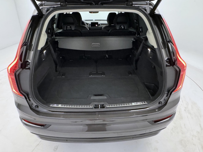 Volvo XC90 T8 AWD RECHARGE DARK PLUS 7m
