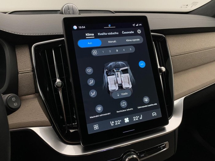 Volvo XC90 T8 AWD RECHARGE DARK ULTRA 7m