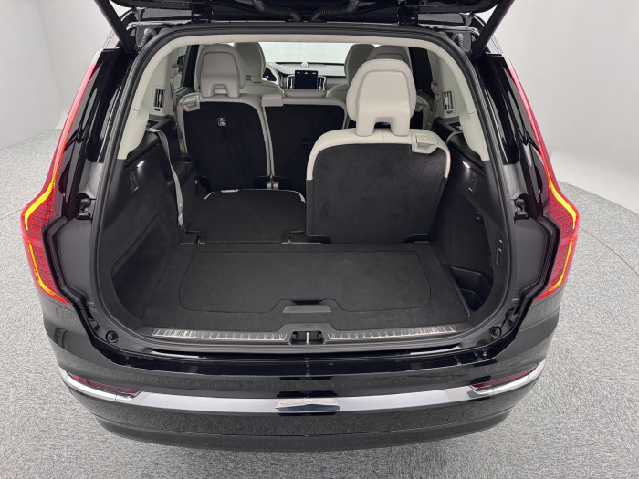 Volvo XC90 B5 AWD AUT BRIGHT ULTRA 7 míst