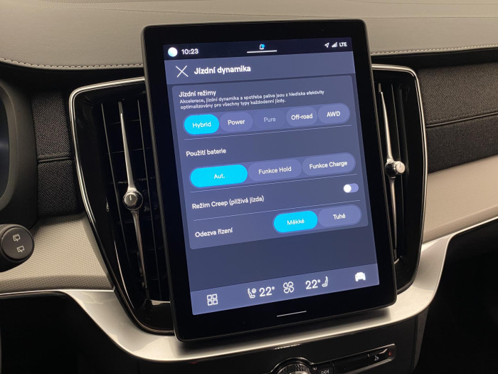 Volvo XC90 T8 AWD RECHARGE CORE AUT CZ 7m