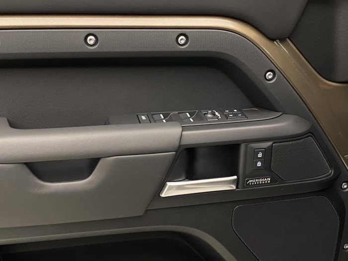 Land Rover Defender 110 D350 X-Dynamic HSE 3.0 d Dynamic