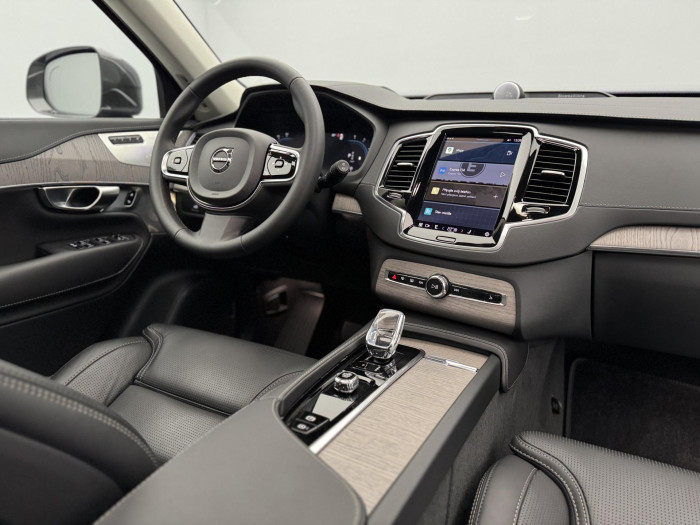 Volvo XC90 B5 AWD ULTIMATE BRIGHT 1.maj