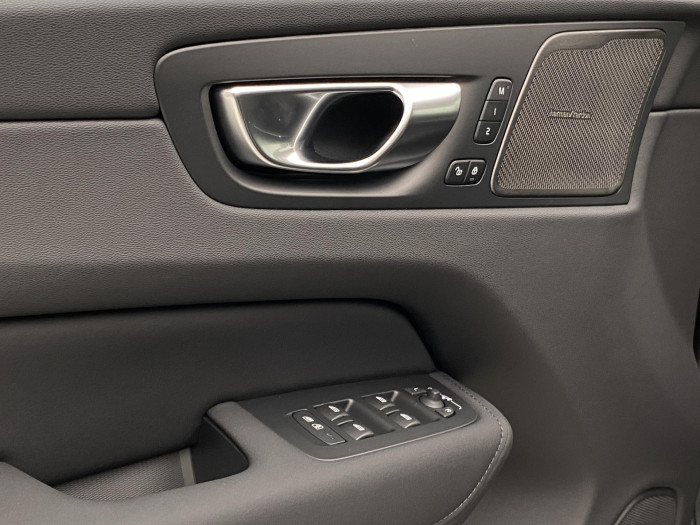 Volvo XC60 T6 AWD AUT DARK PLUS