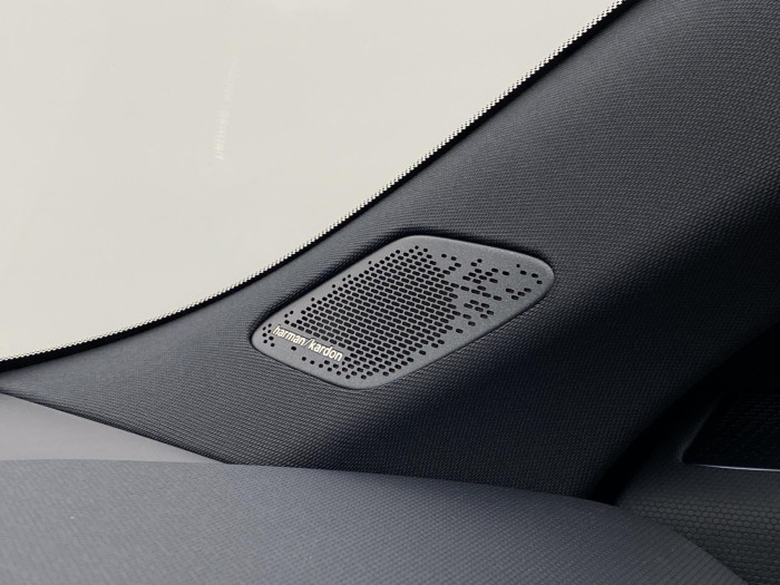 Lynk & Co 08 MORE PHEV