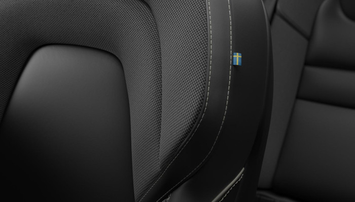 Volvo V60 B4 PLUS DARK AUT