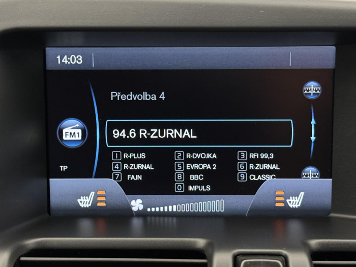 Volvo XC60 D5 AWD R-Design AUT CZ 2.4 d