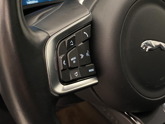 Jaguar F-Pace 30d R-SPORT AWD AUT 3.0 d Sport