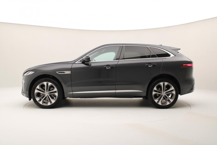 Jaguar F-Pace D300 R-DYNAMIC SE REZERVACE 3.0 d Dynamic SE