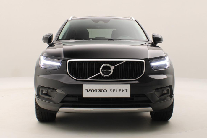 Volvo XC40 T5 AWD MOMENTUM REZERVACE 2.0 Momentum