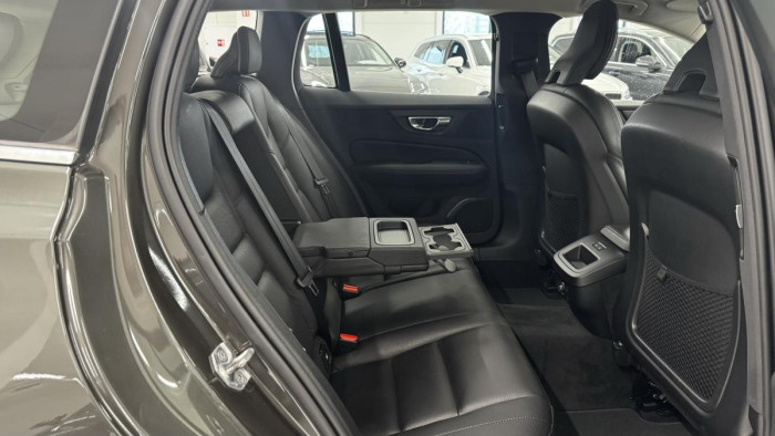 Volvo V60 V60 D4 INSCRIPTION REZERVACE 2.0 d