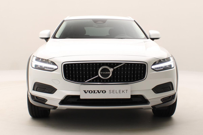 Volvo V90 CC B4 AWD PLUS AUT CZ 1.maj