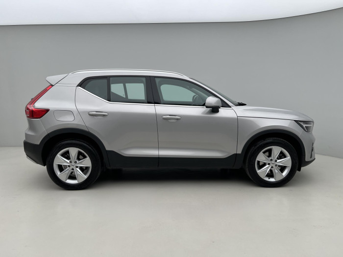 Volvo XC40 B4 PLUS BRIGHT AUT CZ