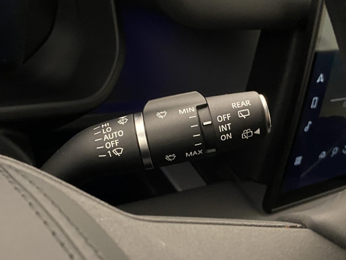 Land Rover Defender 110 D300 SEDONA REZERVACE 3.0 d