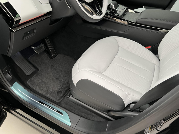 Land Rover Range Rover Sport D350 AUTOBIOGRAPHY REZERVACE 3.0 d