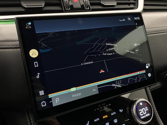 Jaguar F-Pace P250 R-DYNAMIC SE REZERVACE 2.0 Dynamic SE