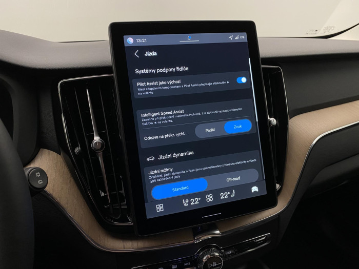 Volvo XC60 B5 AWD AUT DARK PLUS