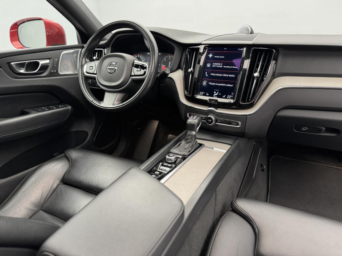 Volvo XC60 D4 AWD INSCRIPTION REZERVACE 2.0 d