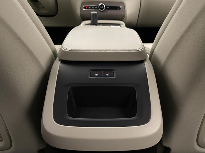 Volvo XC90 B5 AWD INSCRIPTION AUT CZ