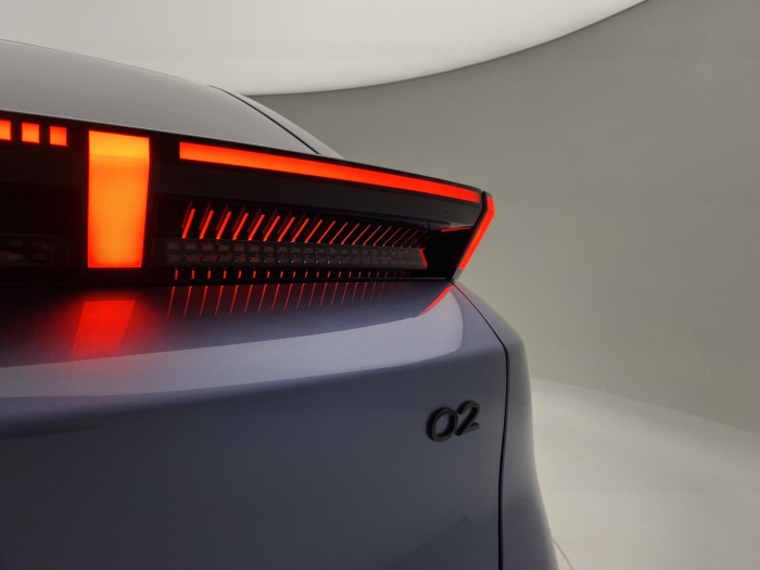 Lynk & Co 02 MORE předváděcí vůz