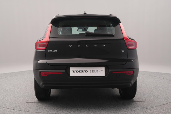 Volvo XC40 T2 MOMENTUM CORE CZ 1.5 Momentum