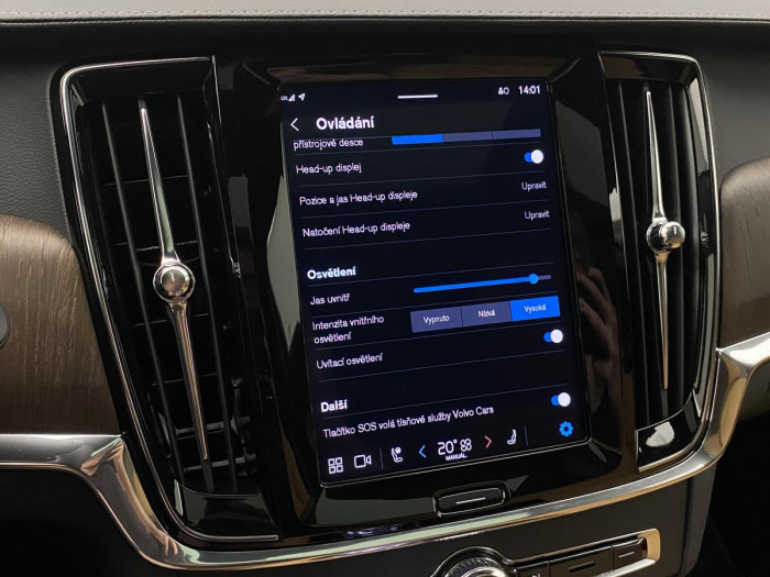 Volvo V90 T6 AWD RECHARGE REZERVACE