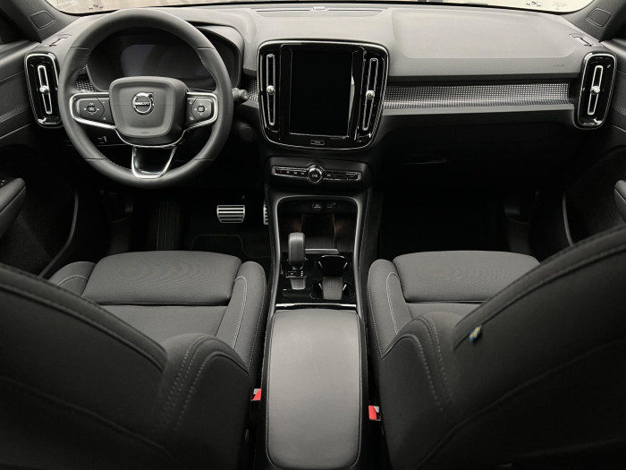 Volvo XC40 RECHARGE TWIN MOTOR PLUS