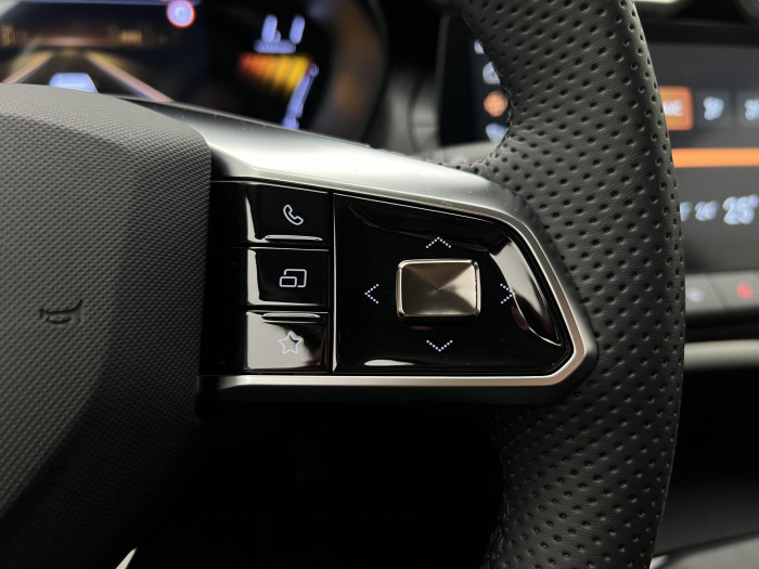 MG ZS 1.5 EXCLUSIVE HYBRID+ AUT CZ 1.5 Exclusive