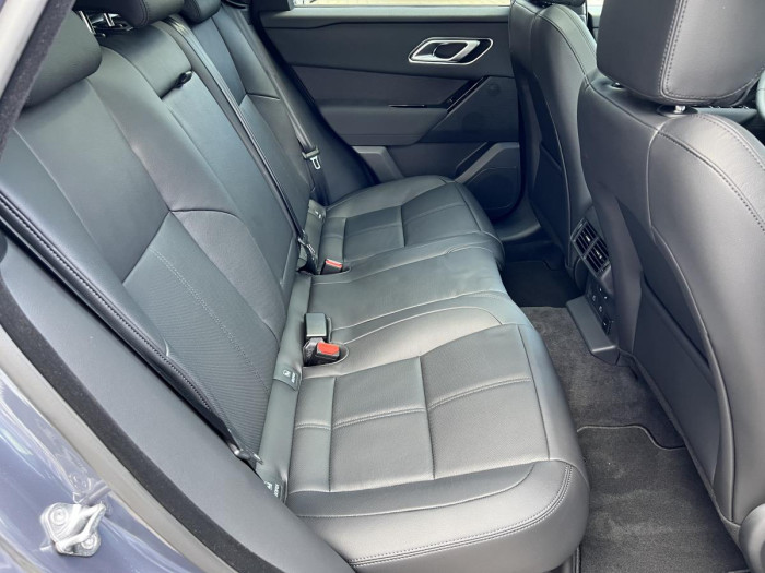 Land Rover Range Rover Velar P250 DYNAMIC SE AWD Aut 2.0 Dynamic SE