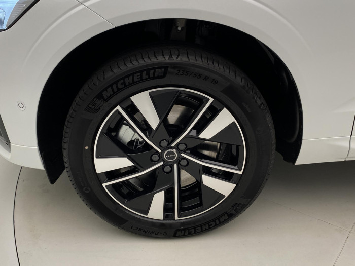 Volvo XC60 B5 AWD AUT DARK PLUS